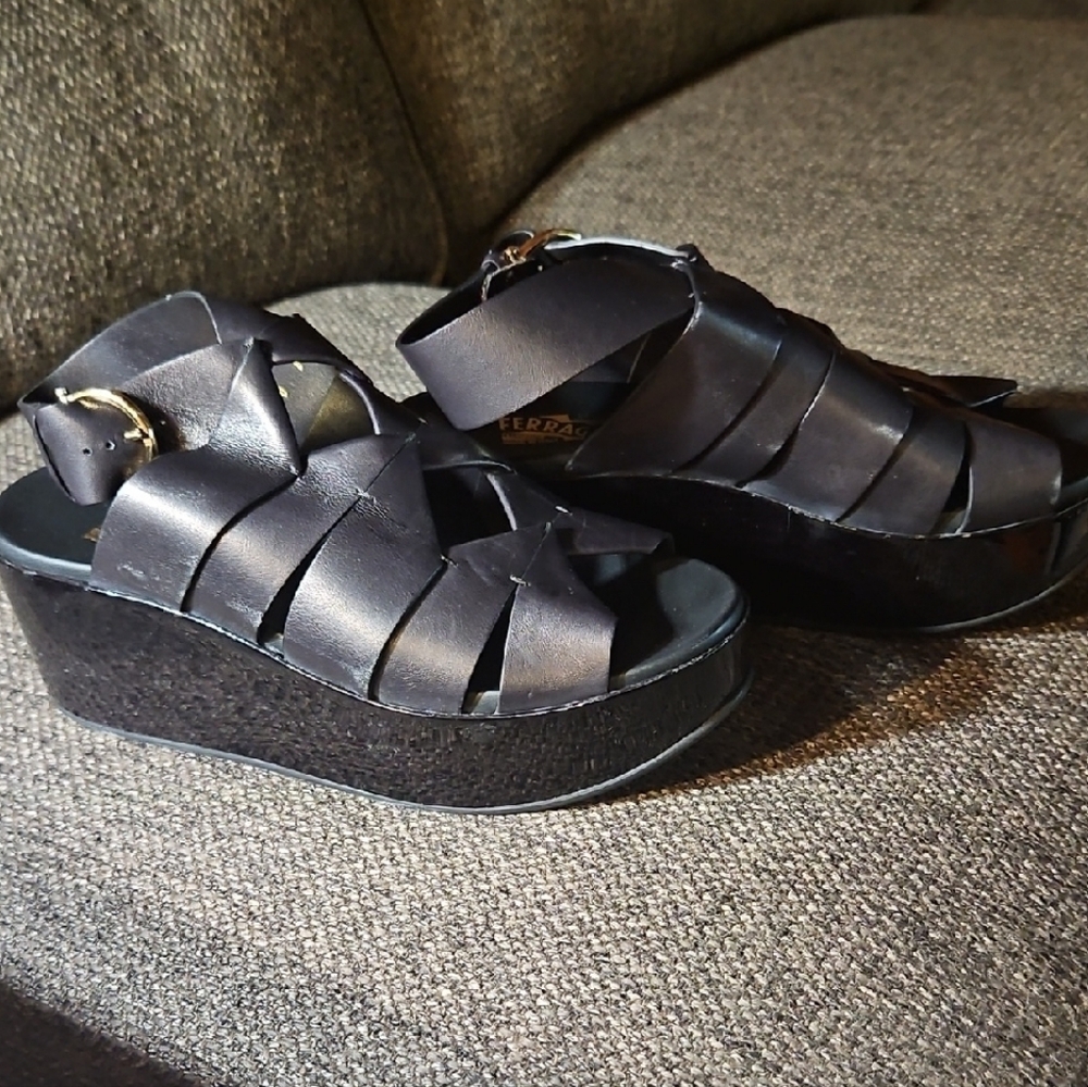 Salvatore Ferragamo Black Platform Sandals - Picture 3 of 13